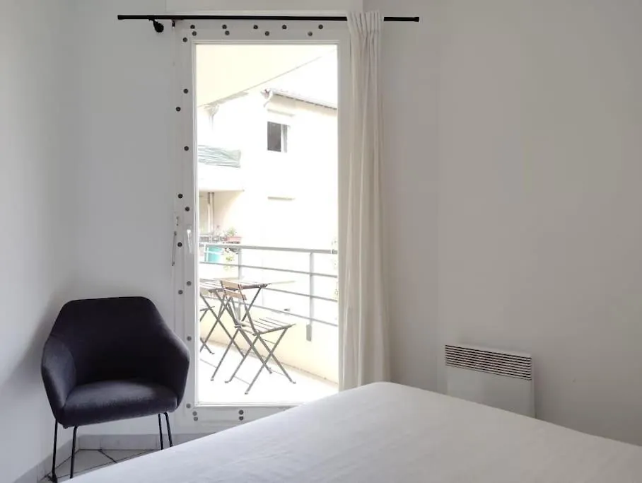 Apartment T2 Economique Et Fonctionnel Avignon Intramuros Parking Prive