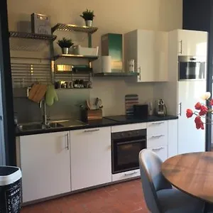 Apartment Le Mondrian Atypique Intra-muros, Avignon