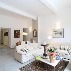 Apartamento T3 Hypercentre Proche Commerce- Parking - 2 Wifi Gratuit, Aviñón